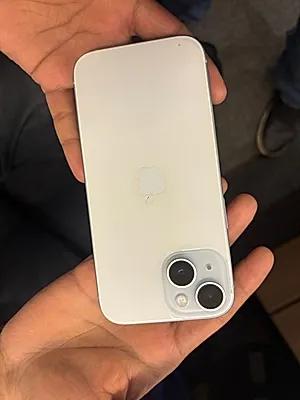Apple iPhone 15