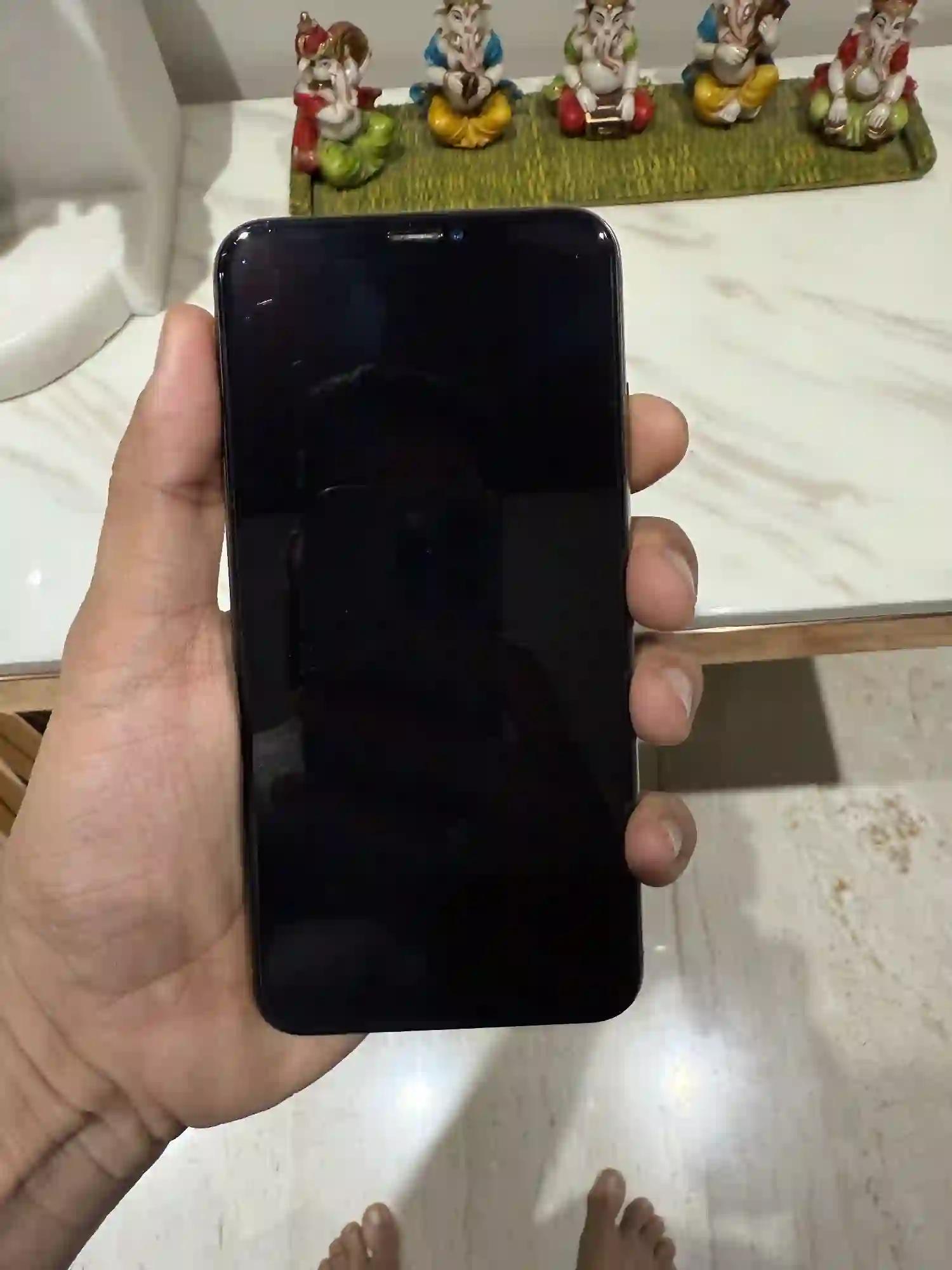 Buy Used Apple iPhone XS Max Phone Online in Pachpedi Naka, Raipur