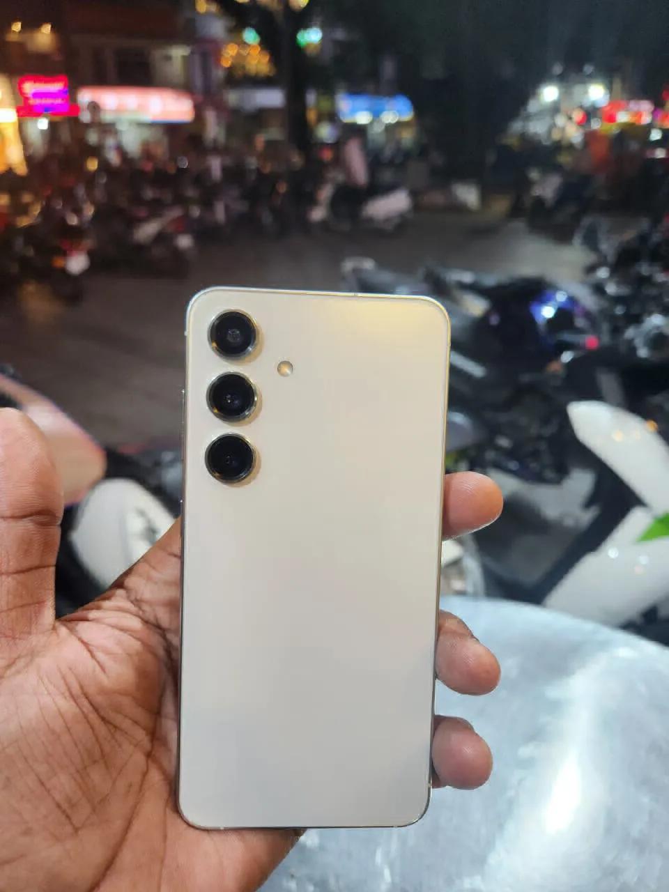 Product Image 0