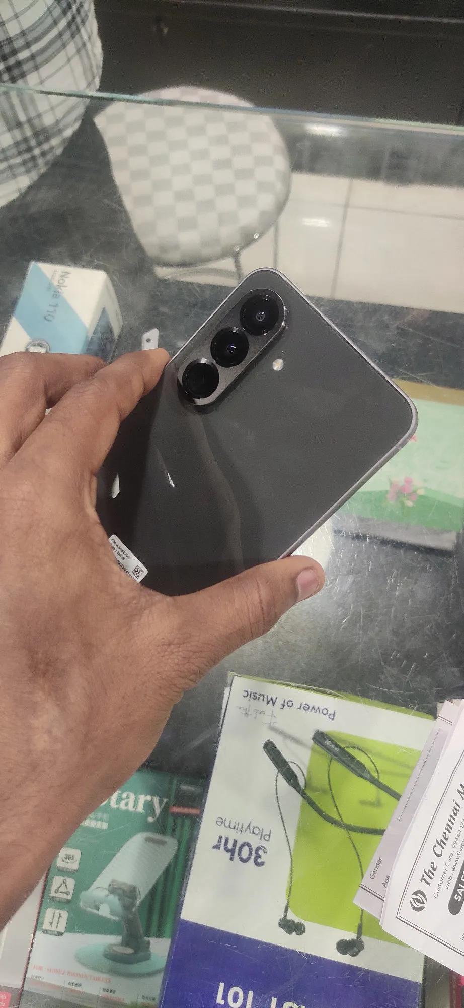 Product Image 0