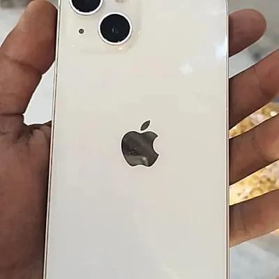 Apple iPhone 13