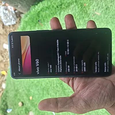 vivo V60