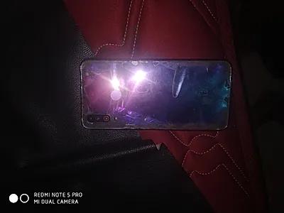 LG W30