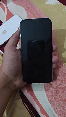 Apple iPhone 16