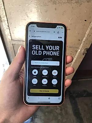 Apple iPhone XR