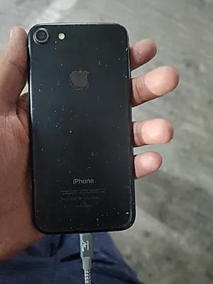 Apple iPhone 7