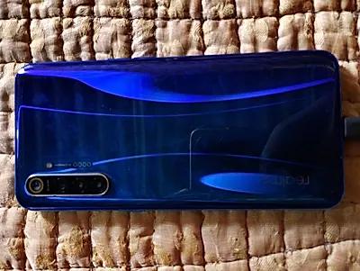 Realme XT
