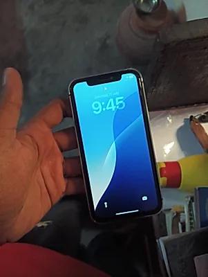 Apple iPhone XR
