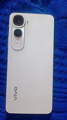 vivo Y400