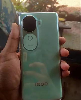 vivo iQOO Z9s