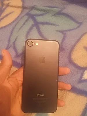 Apple iPhone 7