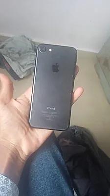 Apple iPhone 7
