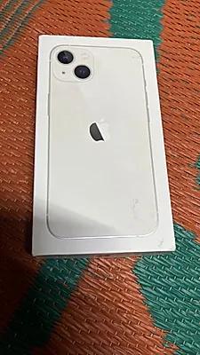 Apple iPhone 13
