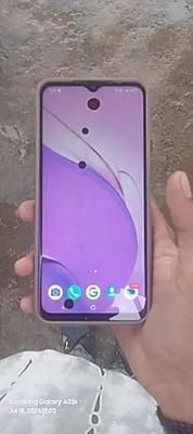 vivo Y33s