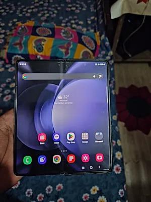 Samsung Galaxy Z Fold5