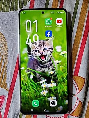 vivo Y400