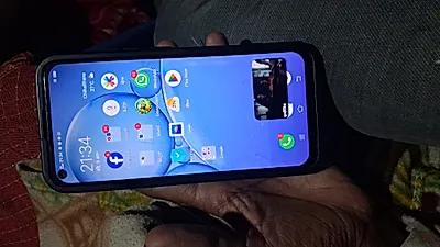 vivo Y30