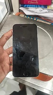 Apple iPhone SE (2020)