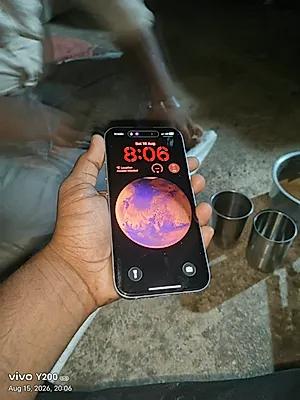 Apple iPhone 15