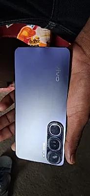 vivo Y300