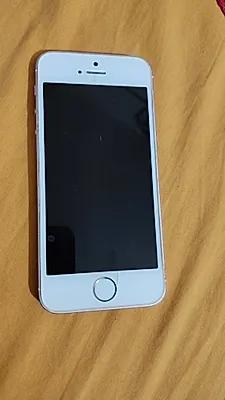 Apple iPhone SE