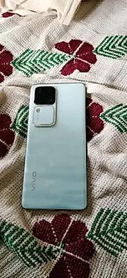 vivo V30