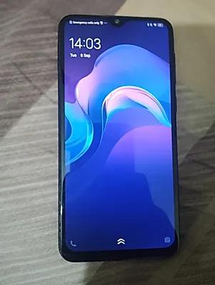 vivo V11i