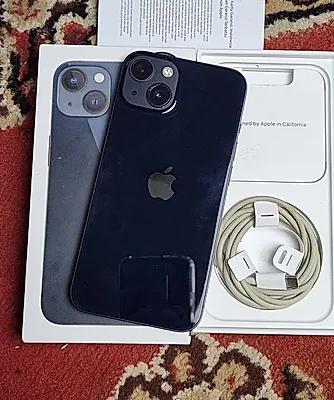 Apple iPhone 13