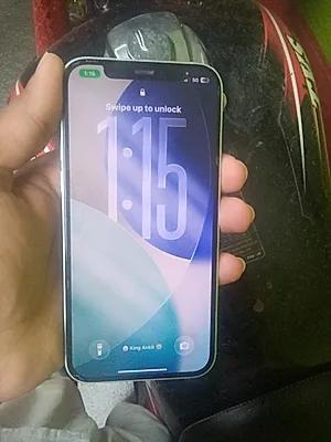 Apple iPhone 12