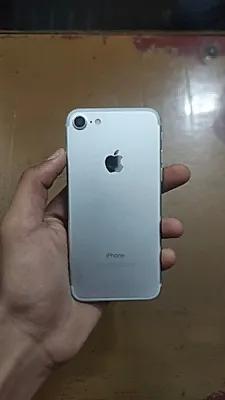 Apple iPhone 7