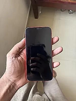 Apple iPhone 12