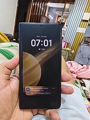 Honor Magic V3