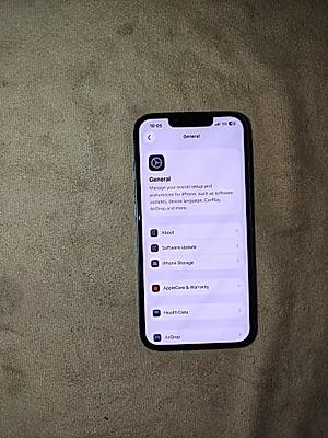Apple iPhone 13