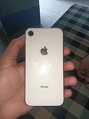 Apple iPhone XR