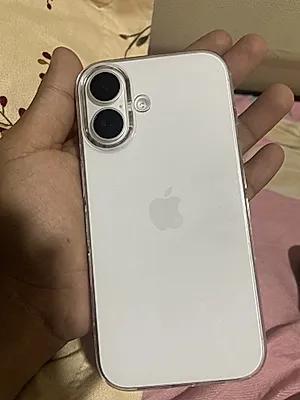 Apple iPhone 16