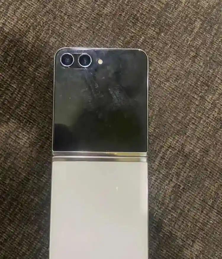 Product Image 0