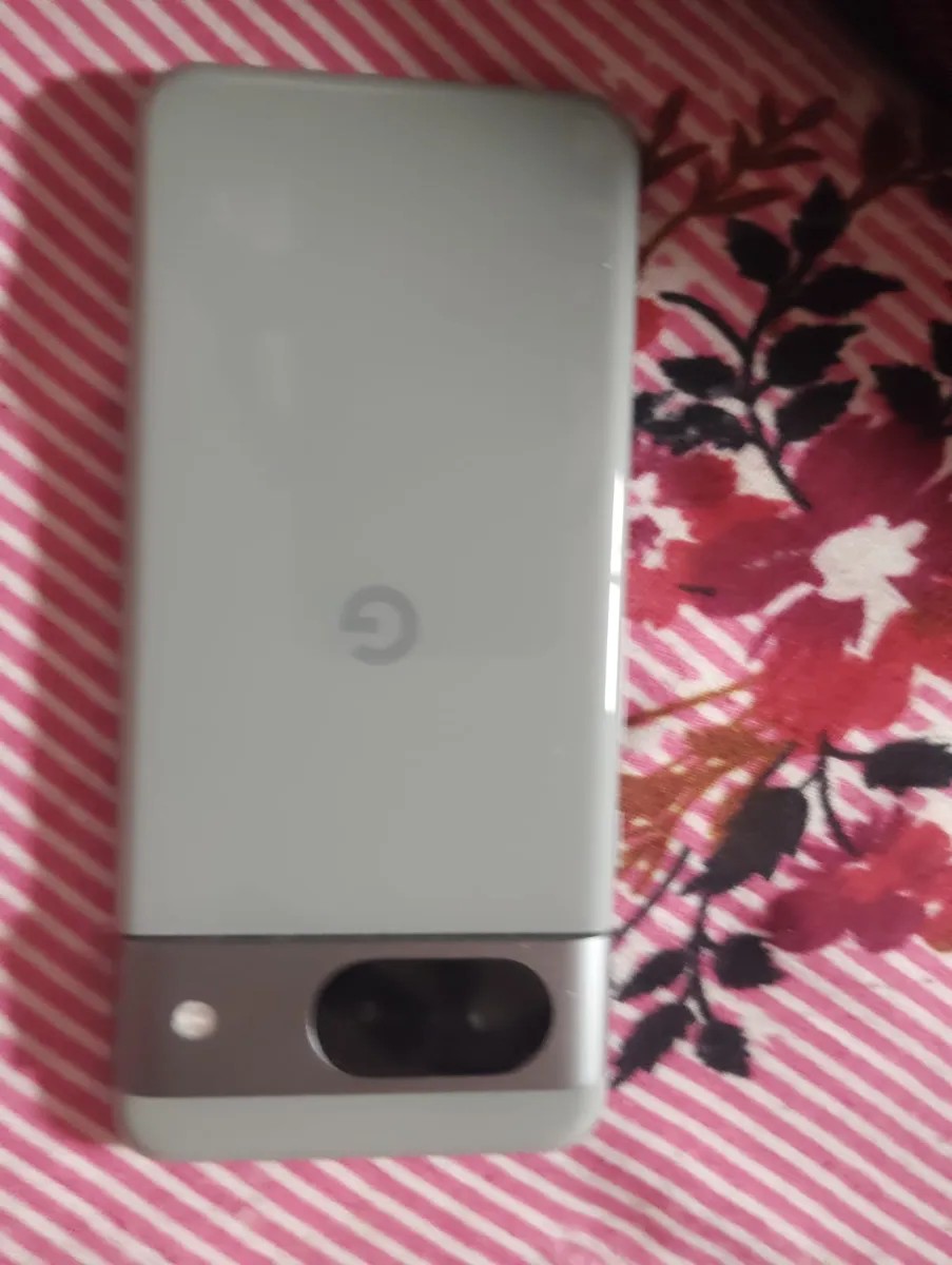 Google Pixel 8