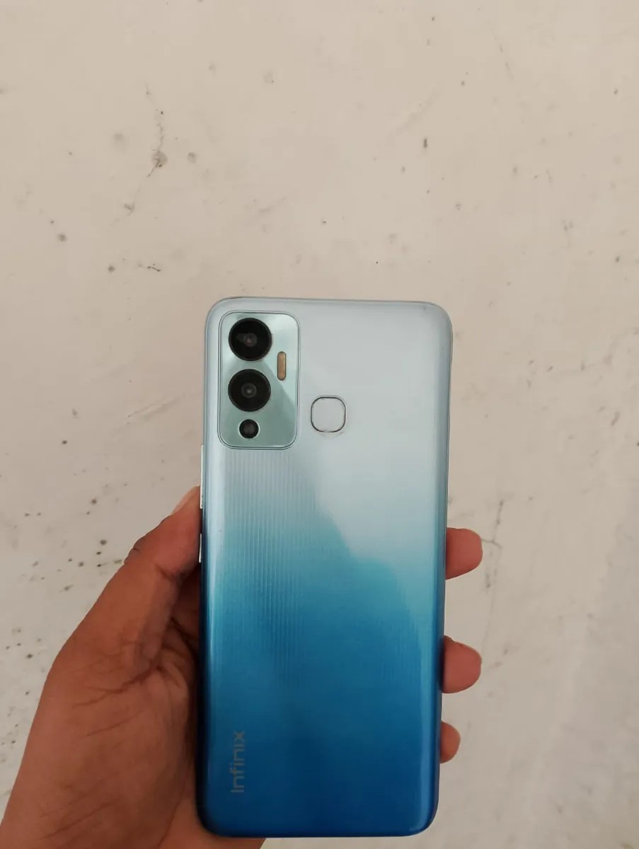 Infinix Hot 12 Play
