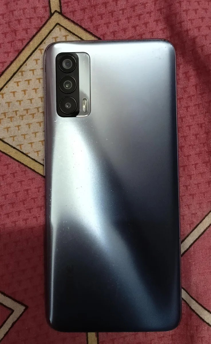 Realme X7