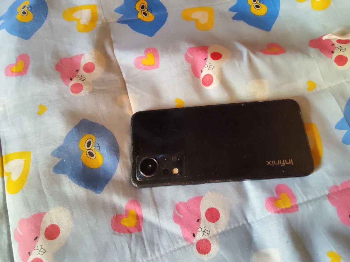 Infinix Note 12