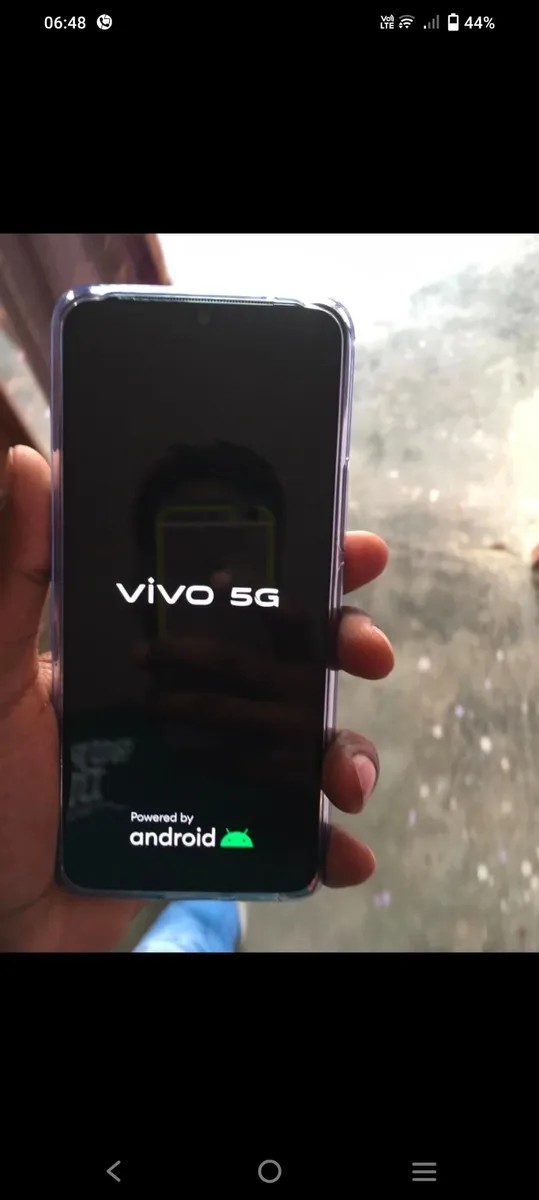 vivo V21 5G