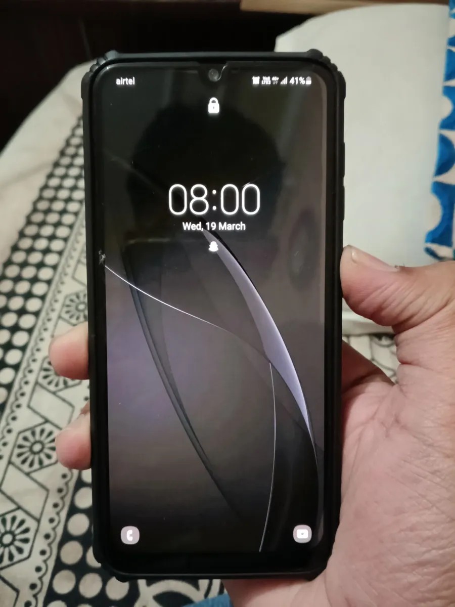 Samsung Galaxy A30