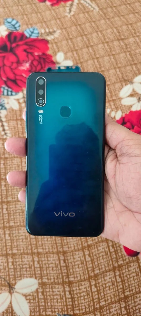 vivo U10