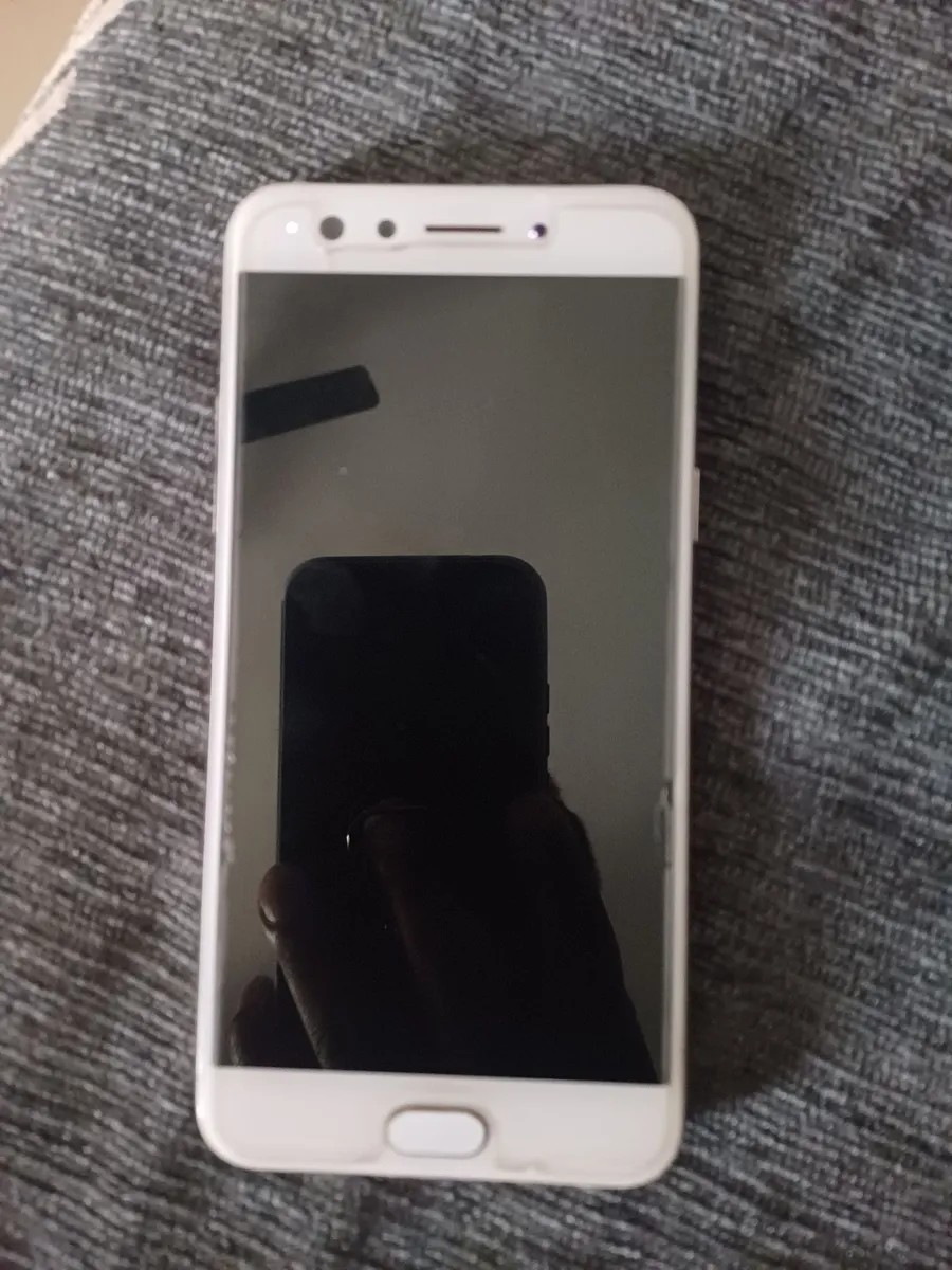 Oppo F3