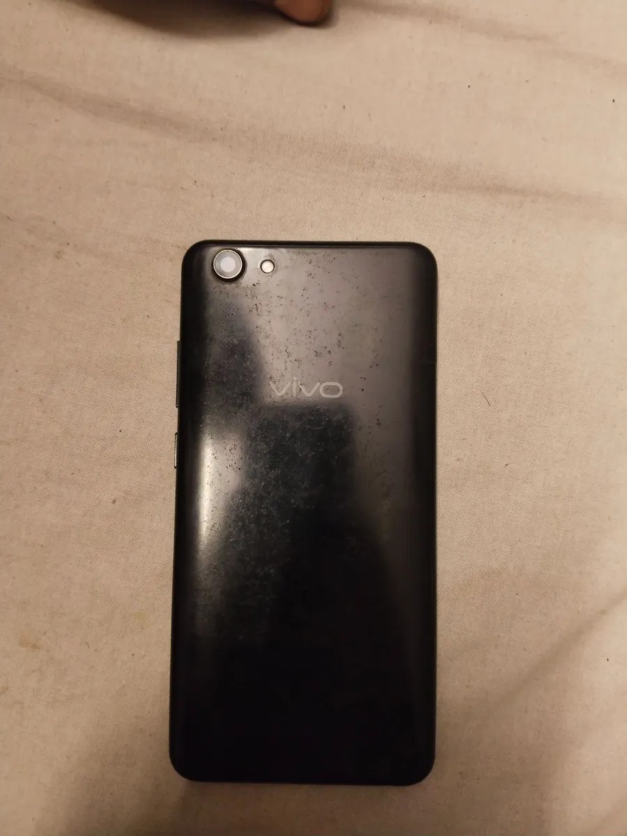 vivo Y71