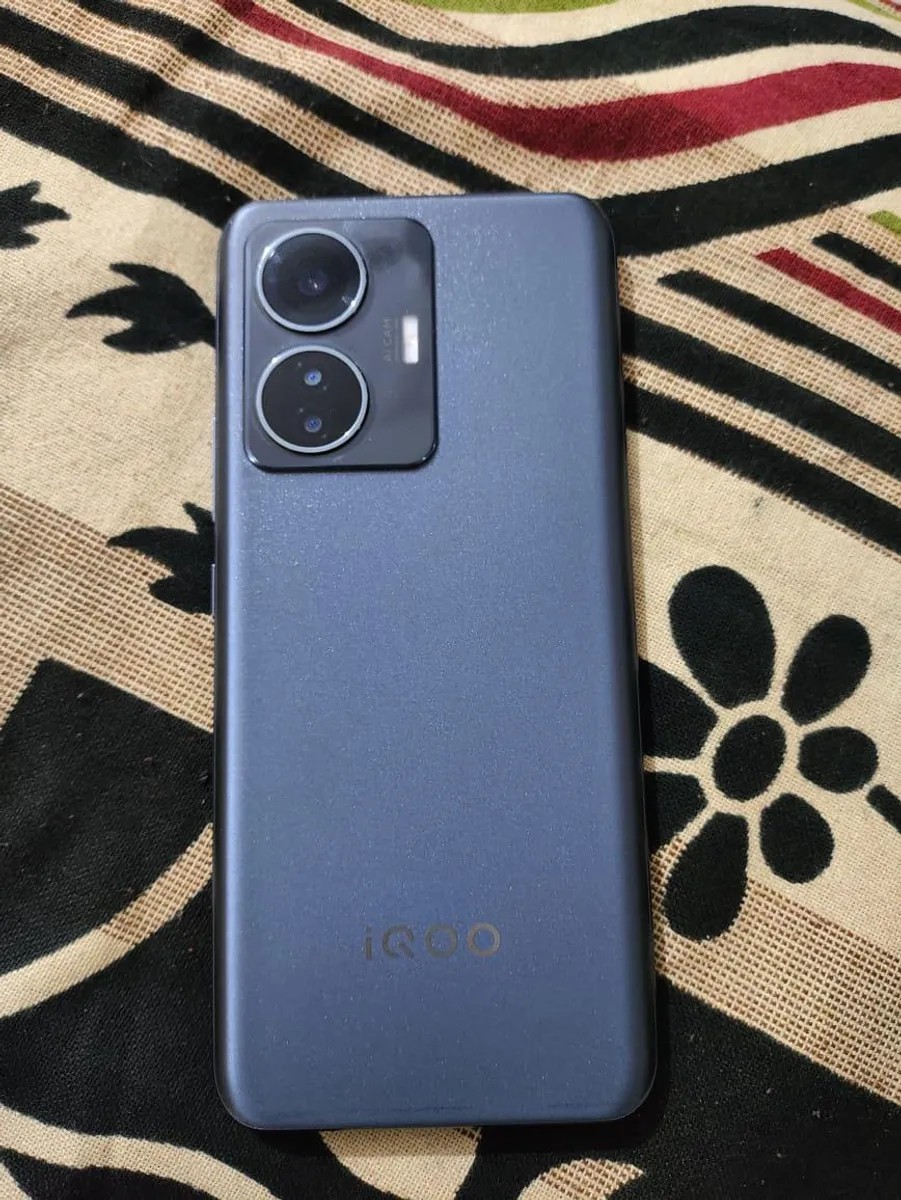 vivo iQOO Z6 44W