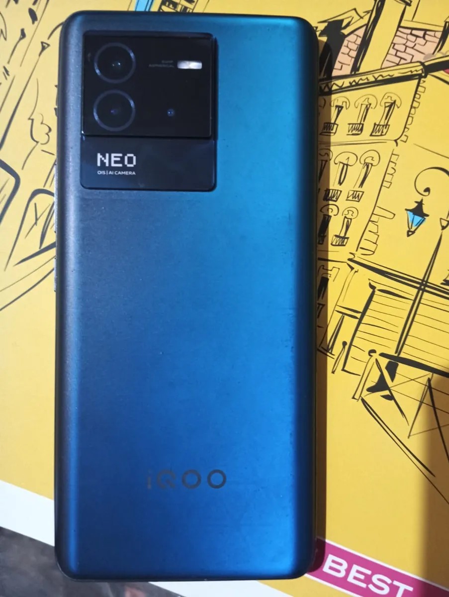 vivo iQOO Neo 6