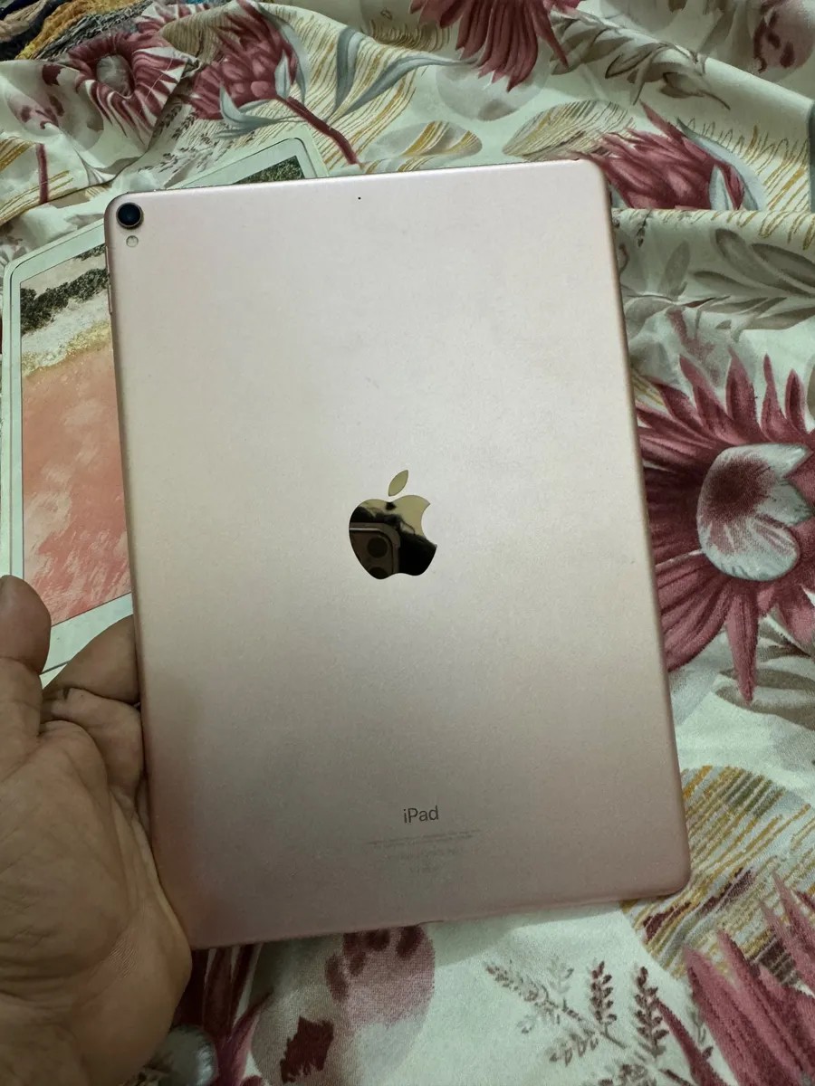 Apple iPad Pro 10.5 (2017)