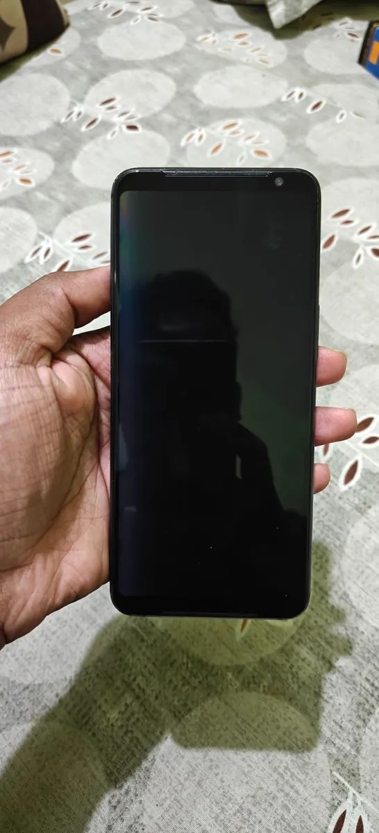 Asus ROG Phone 3 Strix
