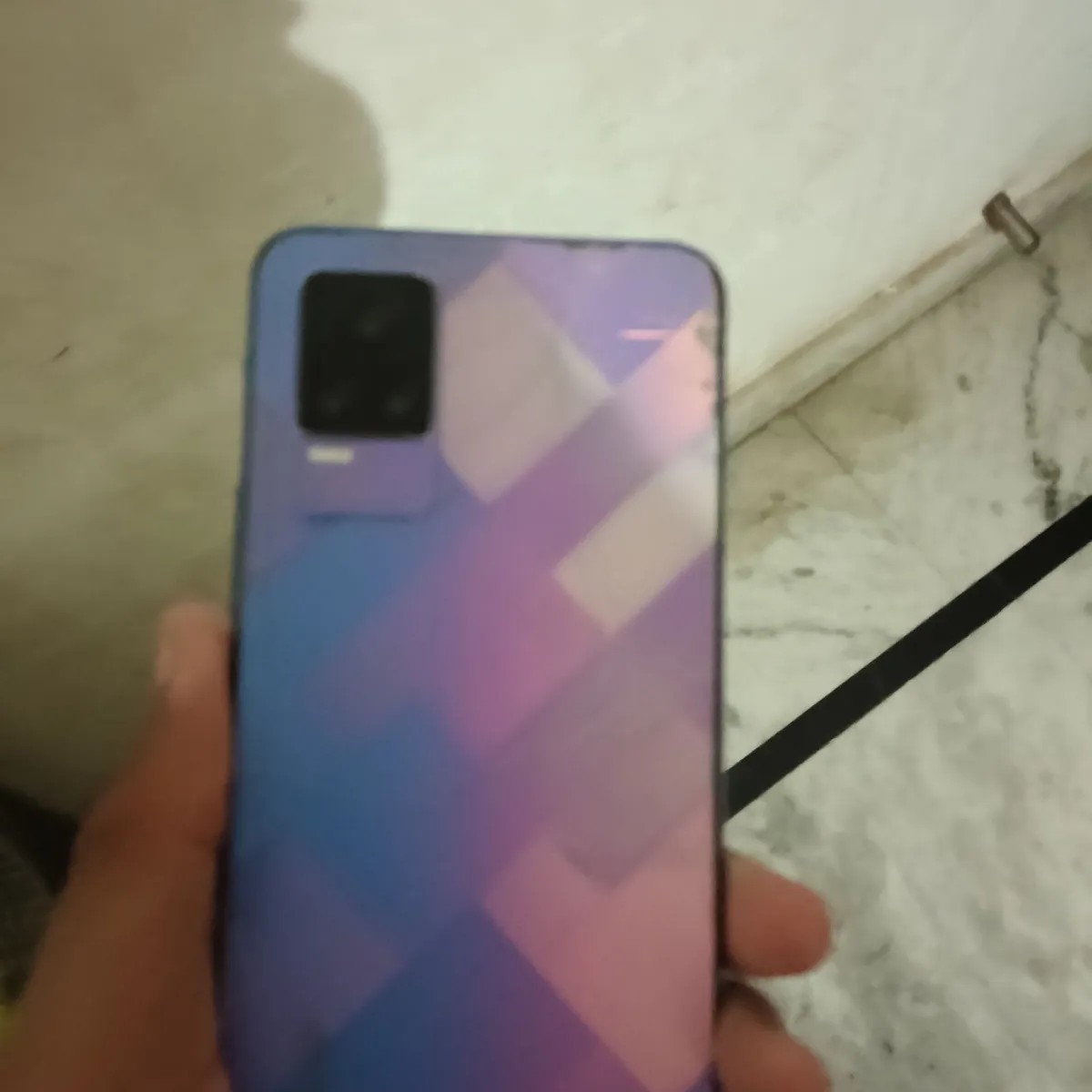 vivo Y73